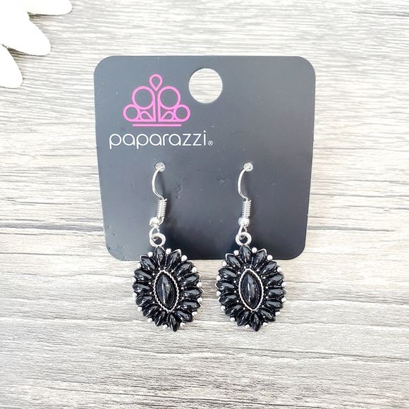 Paparazzi Black Marquise Bead Earrings - Picture 2 of 2